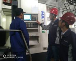 王巍技能大師工作站成員赴力天機械開展企業調研與技術指導